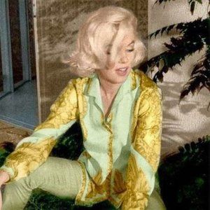 "Sometimes you just have to throw on a crown..."